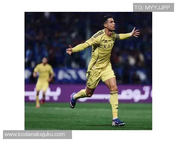 C罗精准直塞助攻科曼头球击中门柱菲利克斯补射破门球队领先2-0